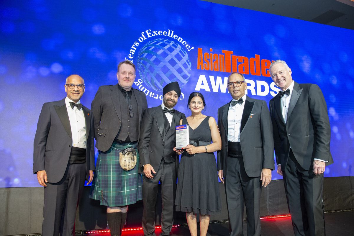 Amarjit Singh Rakhra receives Spirit of the Community Award at the 2024 Asian Trader Awards 