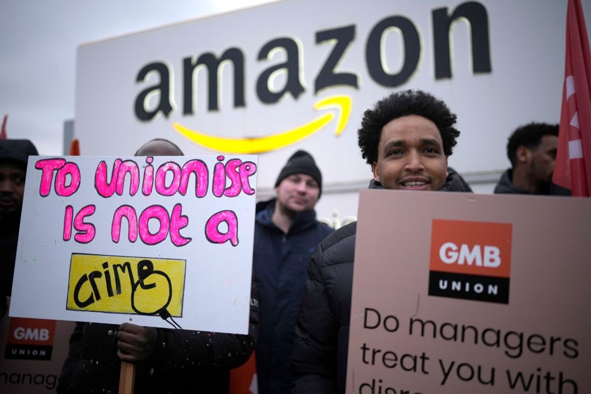 Landmark union bid by Amazon UK staff loses narrowly