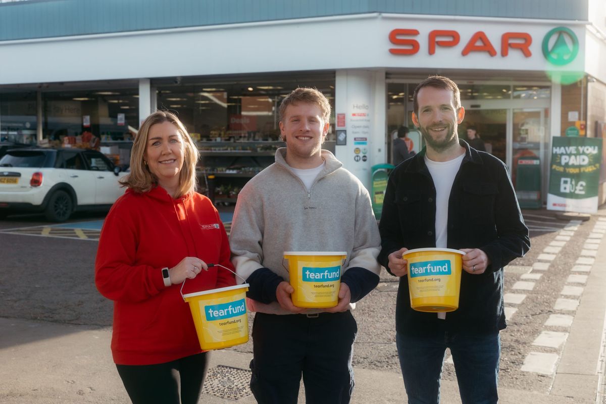 Bronagh Luke from SPAR NI (L), Rob Lyttle (C) and Chris Thompson, Tearfund’s director in Northern Ireland   