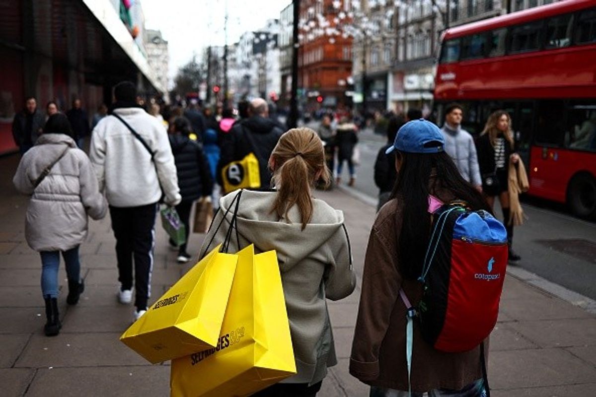 Shoppers urged to show 'Christmas kindness'