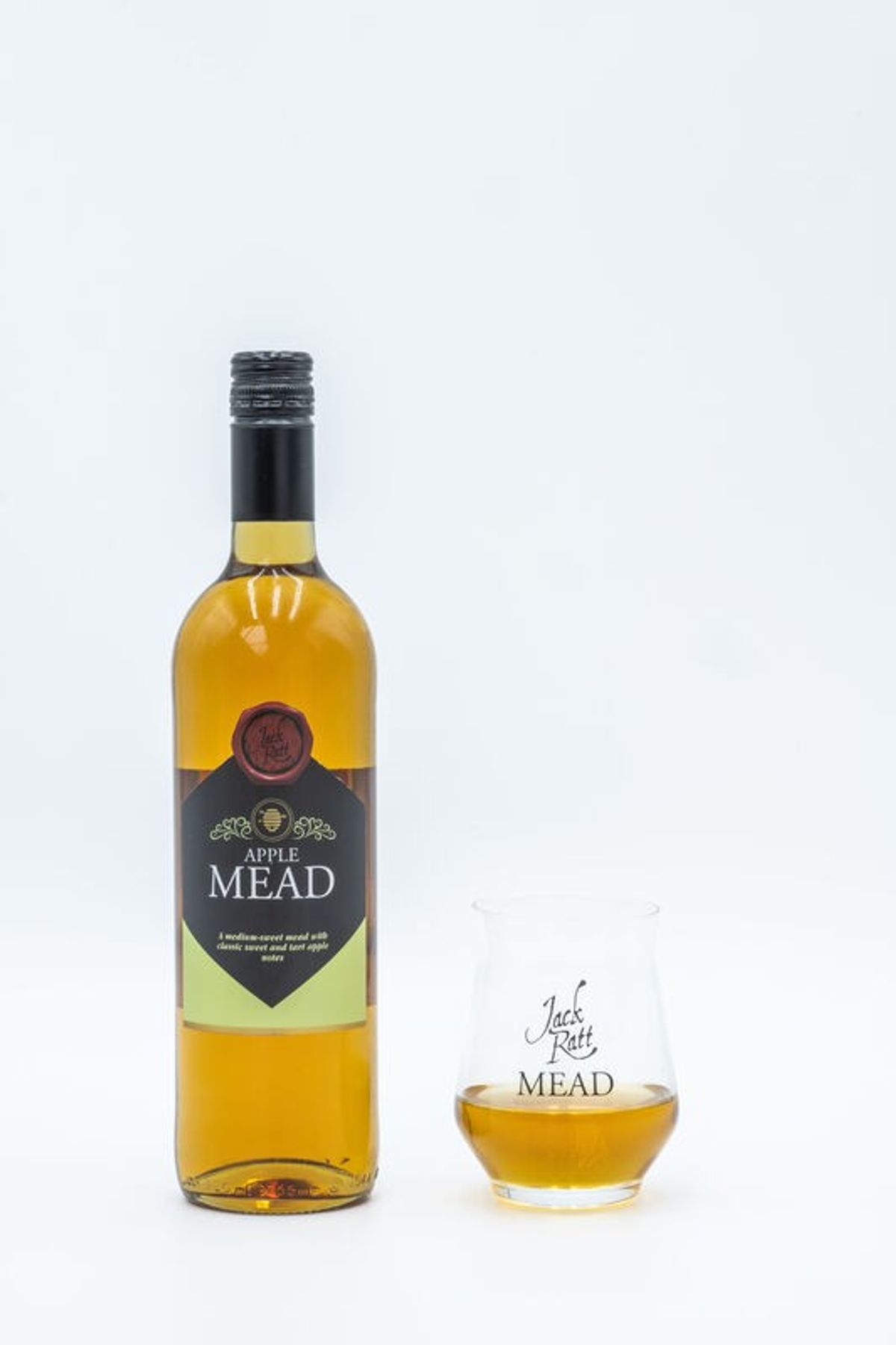 Lyme Bay Winery expands Jack Ratt Mead range