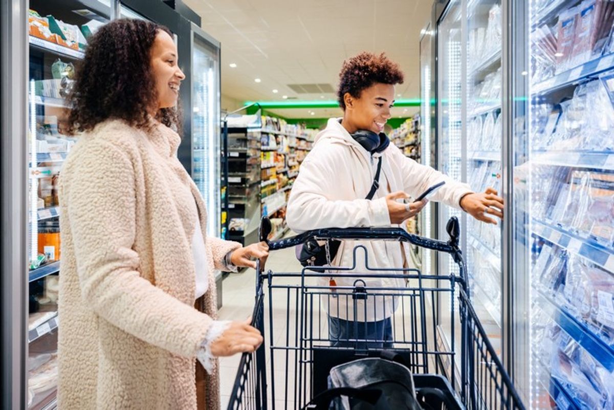 Grocers to cash in on Mother's Day spending surge