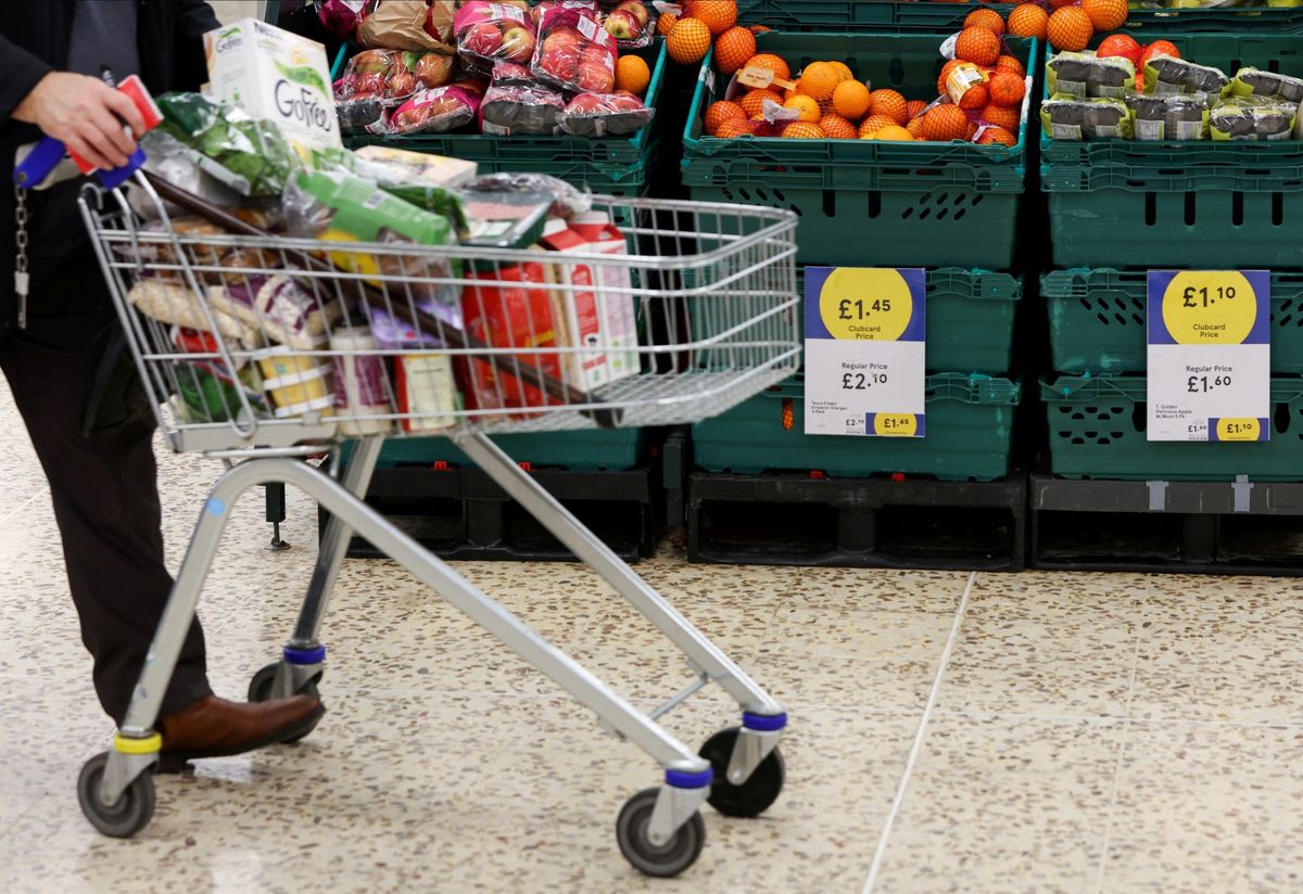 Inflation hits fresh 40-year high