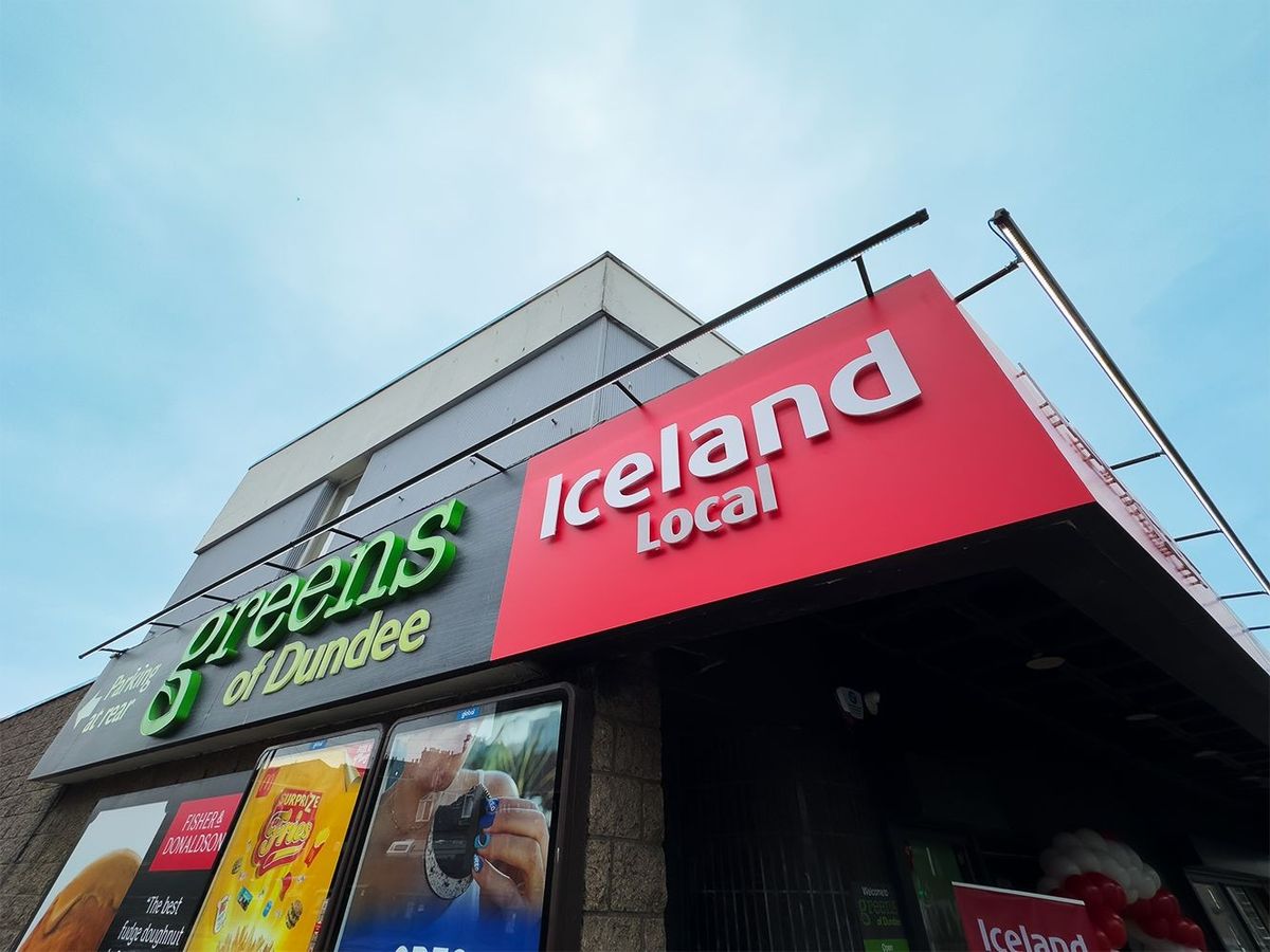 Greens Retail opens its first dual branded Iceland Local