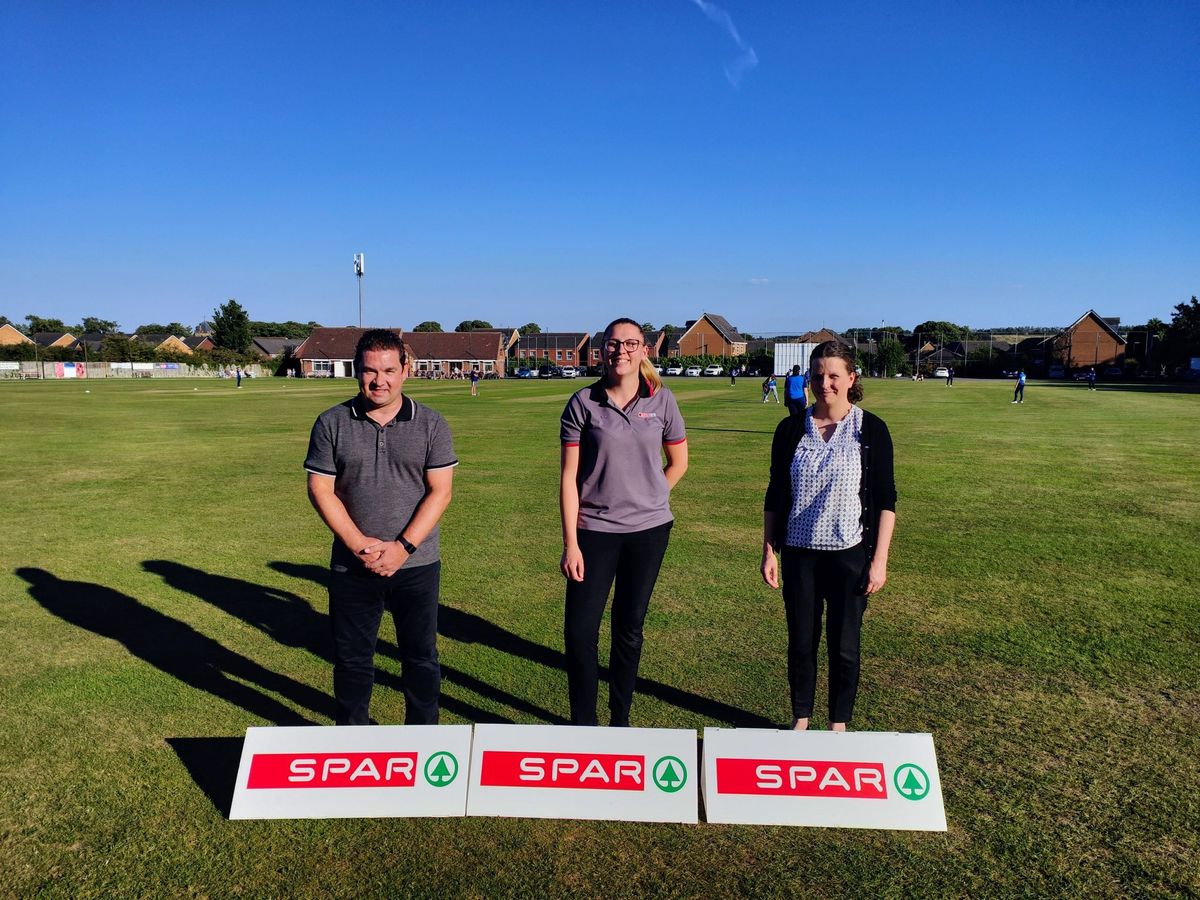 Howzatt! for community support? SPAR sponsors local cricket club, foodbank