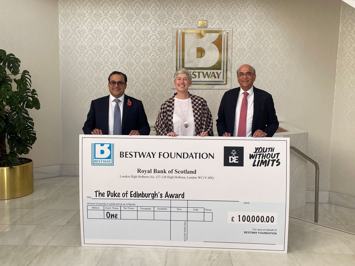 Bestway Foundation UK donates £100,000 to The Duke of Edinburgh’s Award