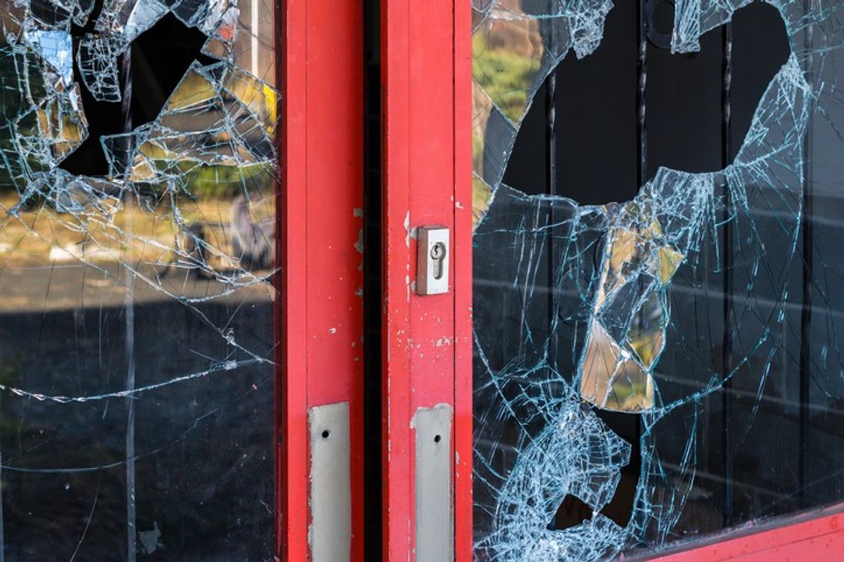 Police looking for three young men for attempting armed robbery at Aberdeen c-store