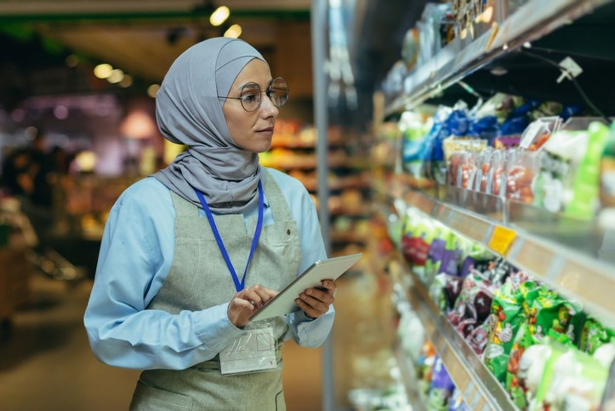 Female staff from ethnic minority likely to face  racism amid retail lawlessness