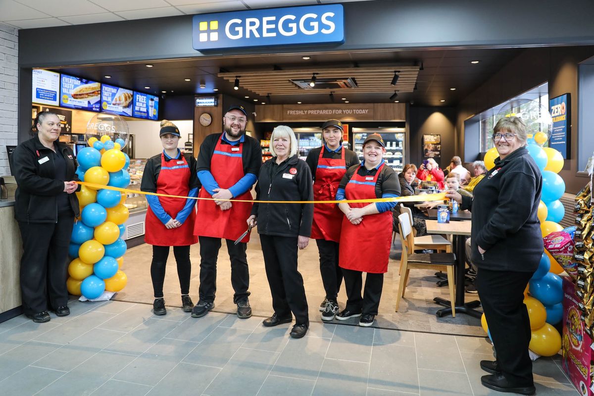 Salisbury Spar store first in south west for Greggs franchise