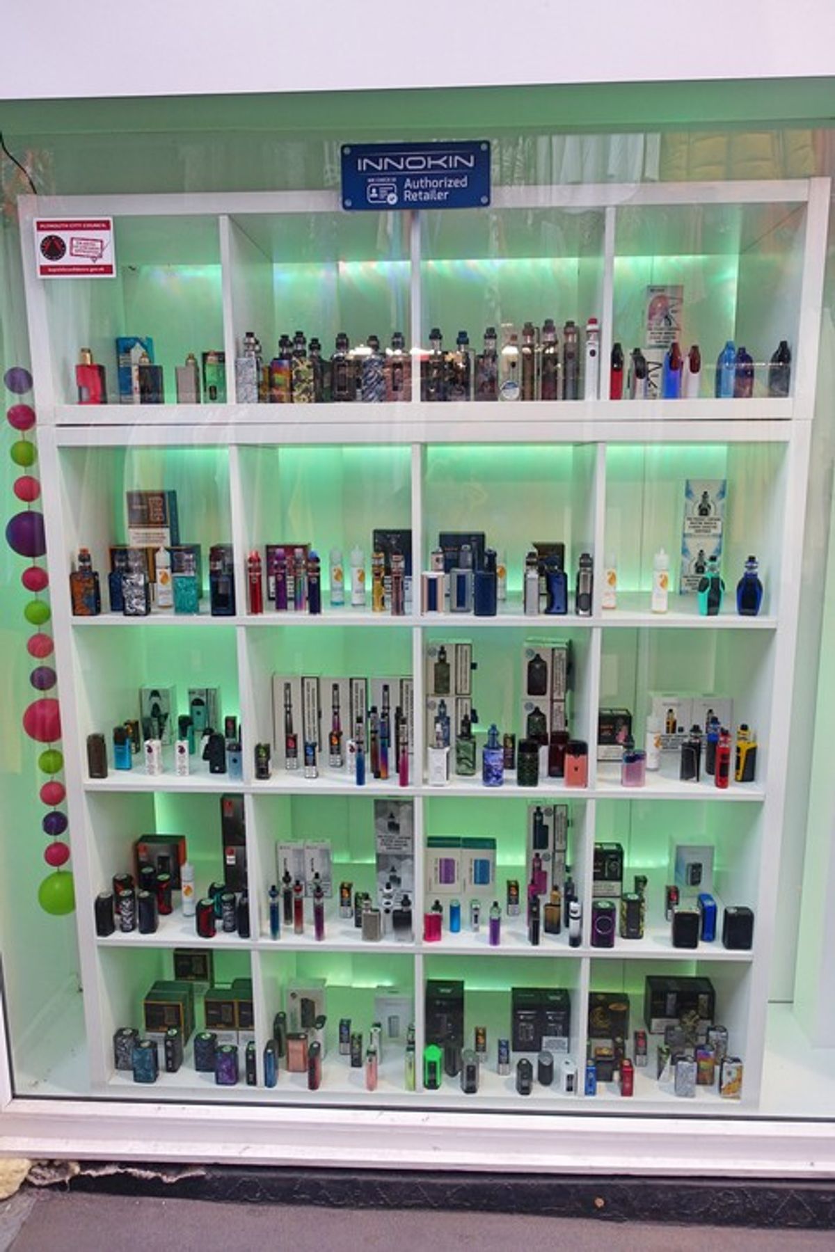 JM Wholesale- Vape and CBD oil wholesaler in UK