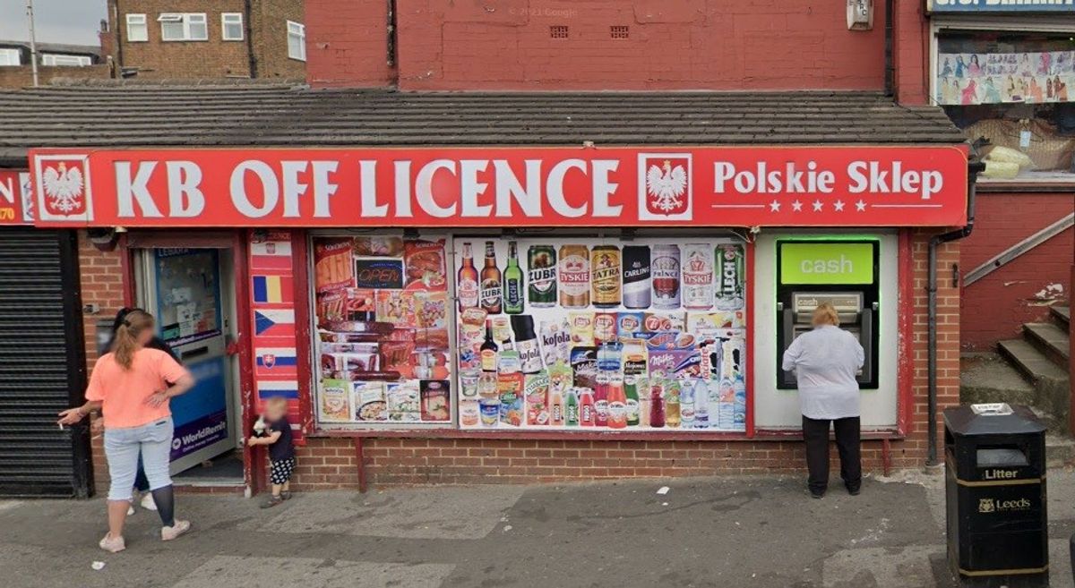 Leeds shop loses alcohol licence after illicit cigarettes seizure