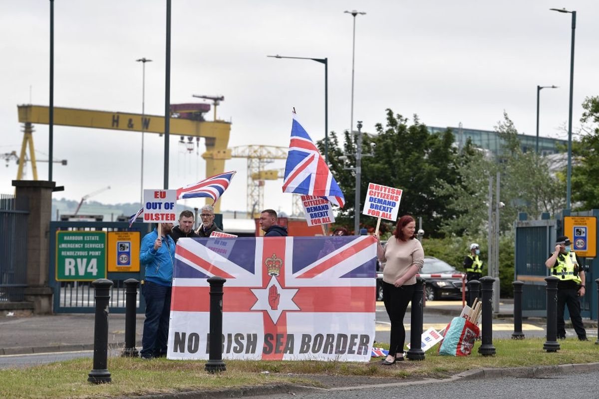 UK demands new N.Ireland Brexit deal