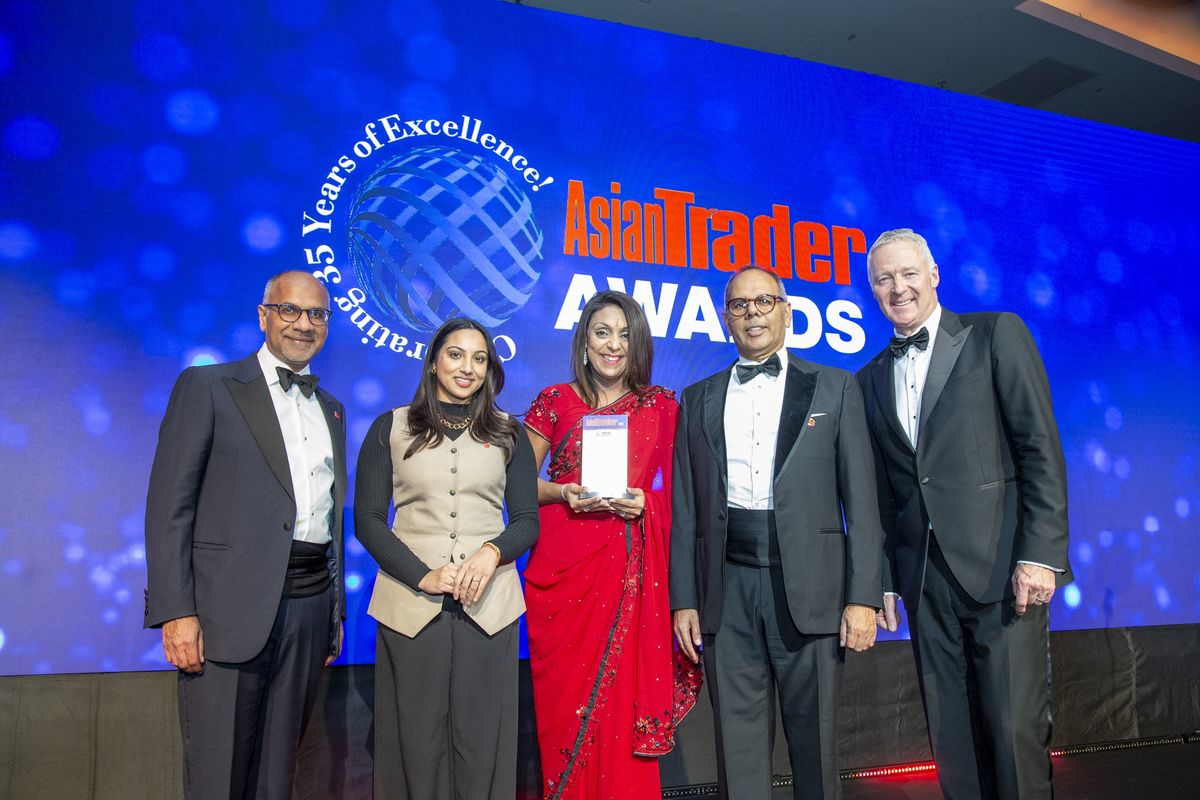 Nathalie Kaur receives Local Hero Award at the 2024 Asian Trader Awards 