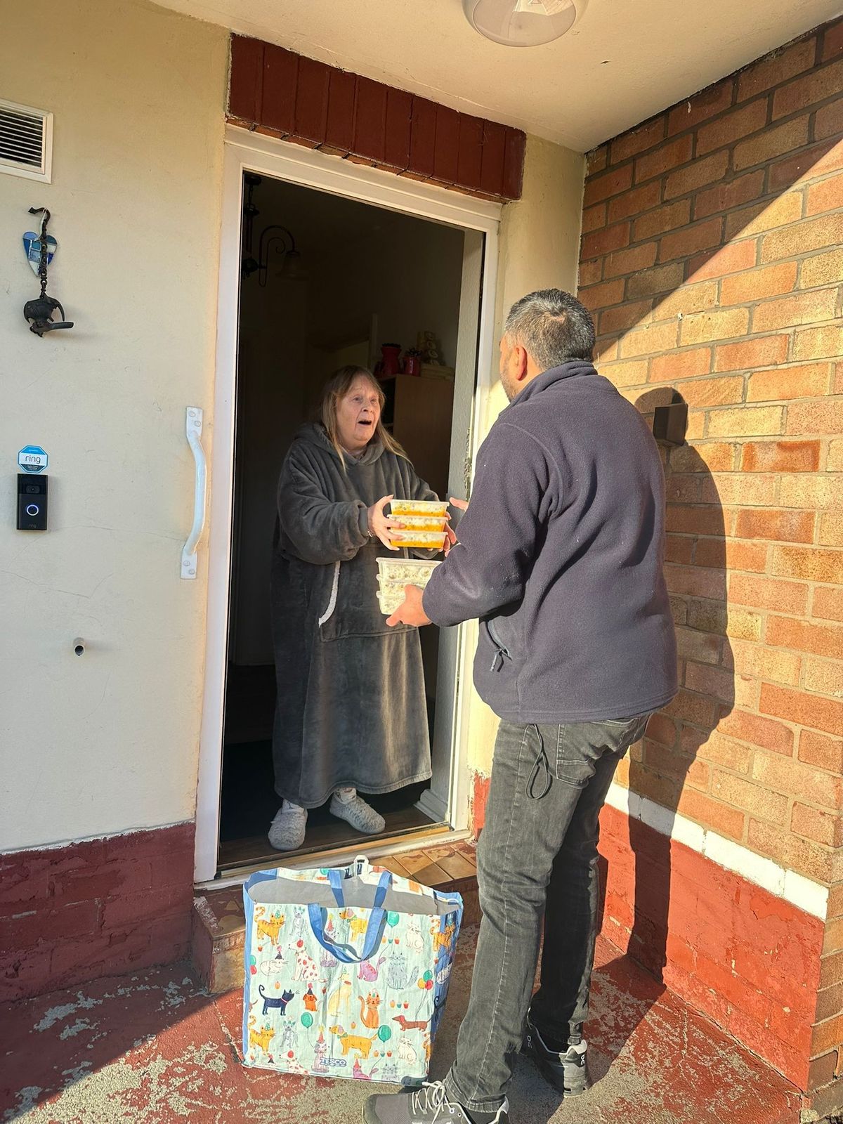 Nisa retailer Mike Sohal delivers prepared meals for the vulnerable in Warrington