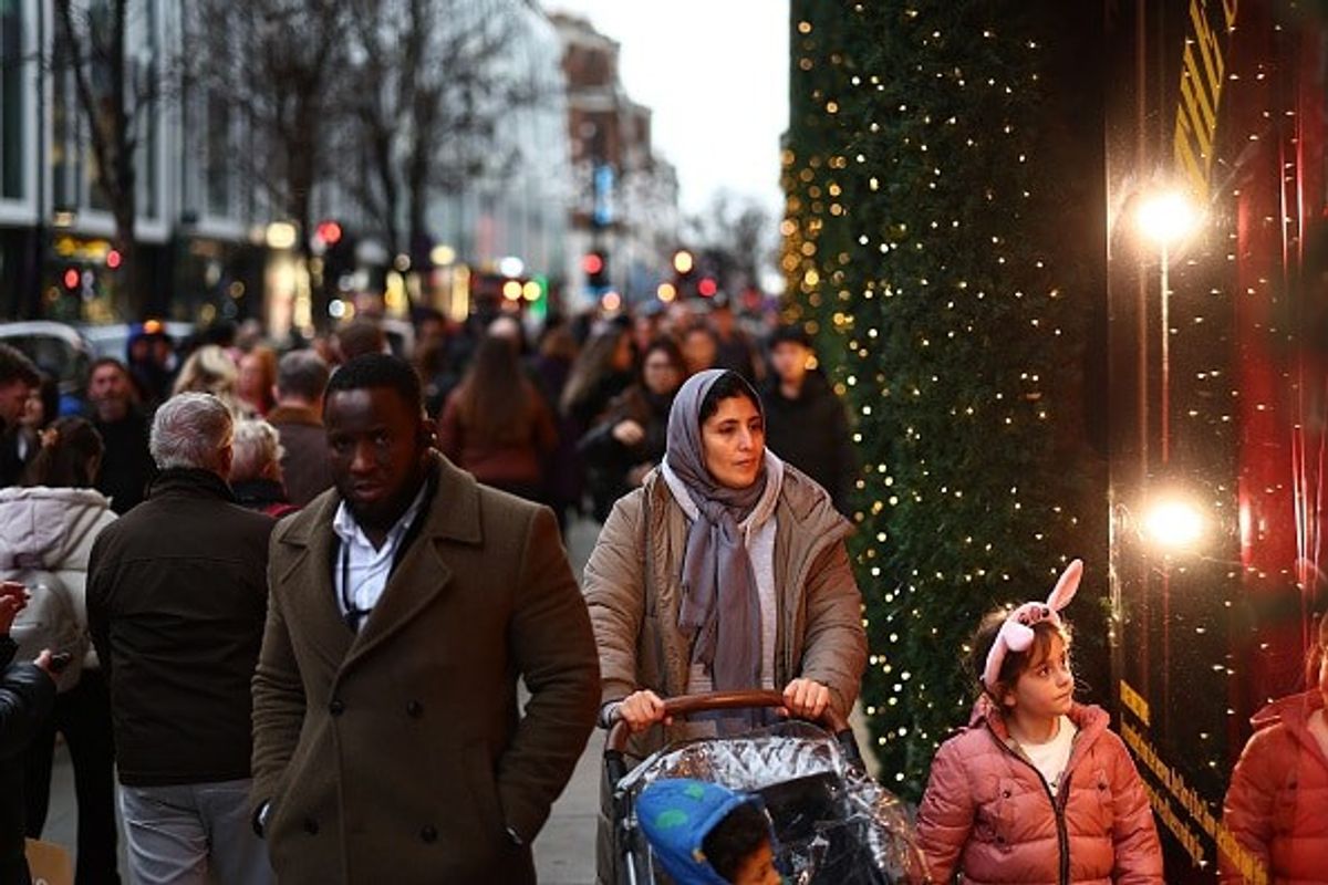 Christmas Eve shopper numbers fall amid cost-of-living crisis