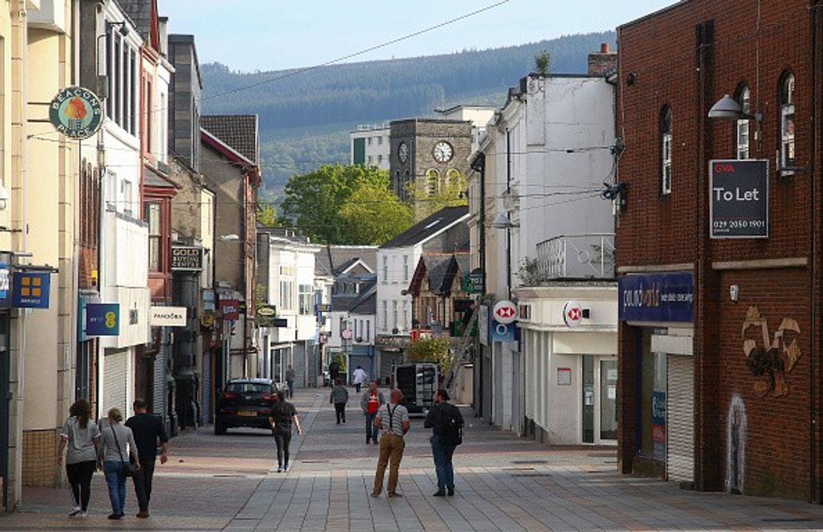 Cardiff retailers clash with council over 'eyesore' rain gardens