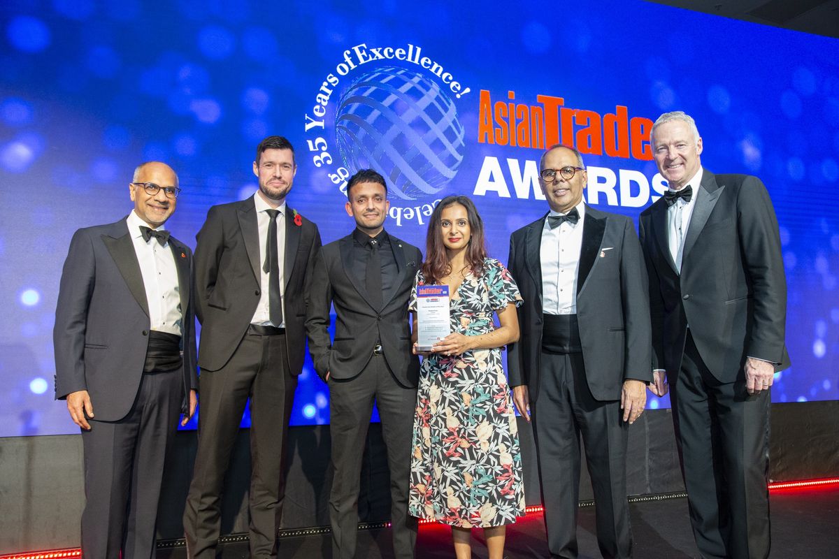 Priyesh Patel receives Food to Go Retailer of the Year award at the 2024 Asian Trader Awards 