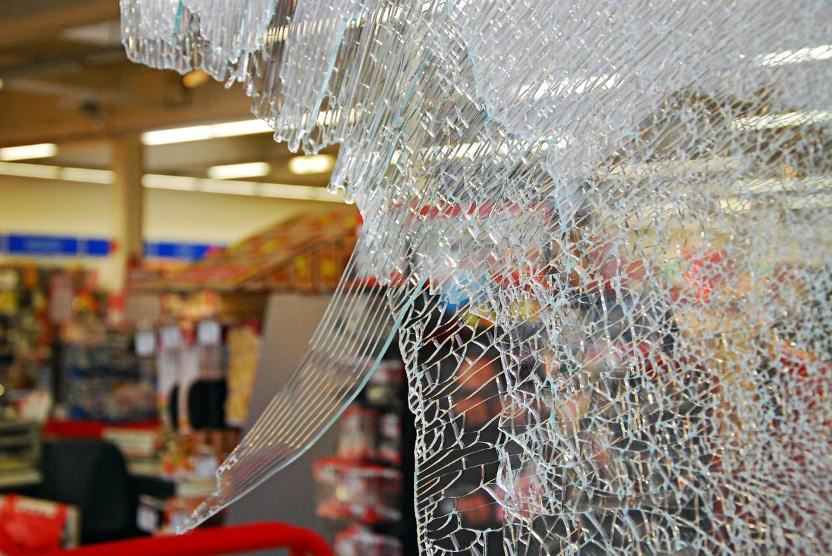 shop robbery retail crime