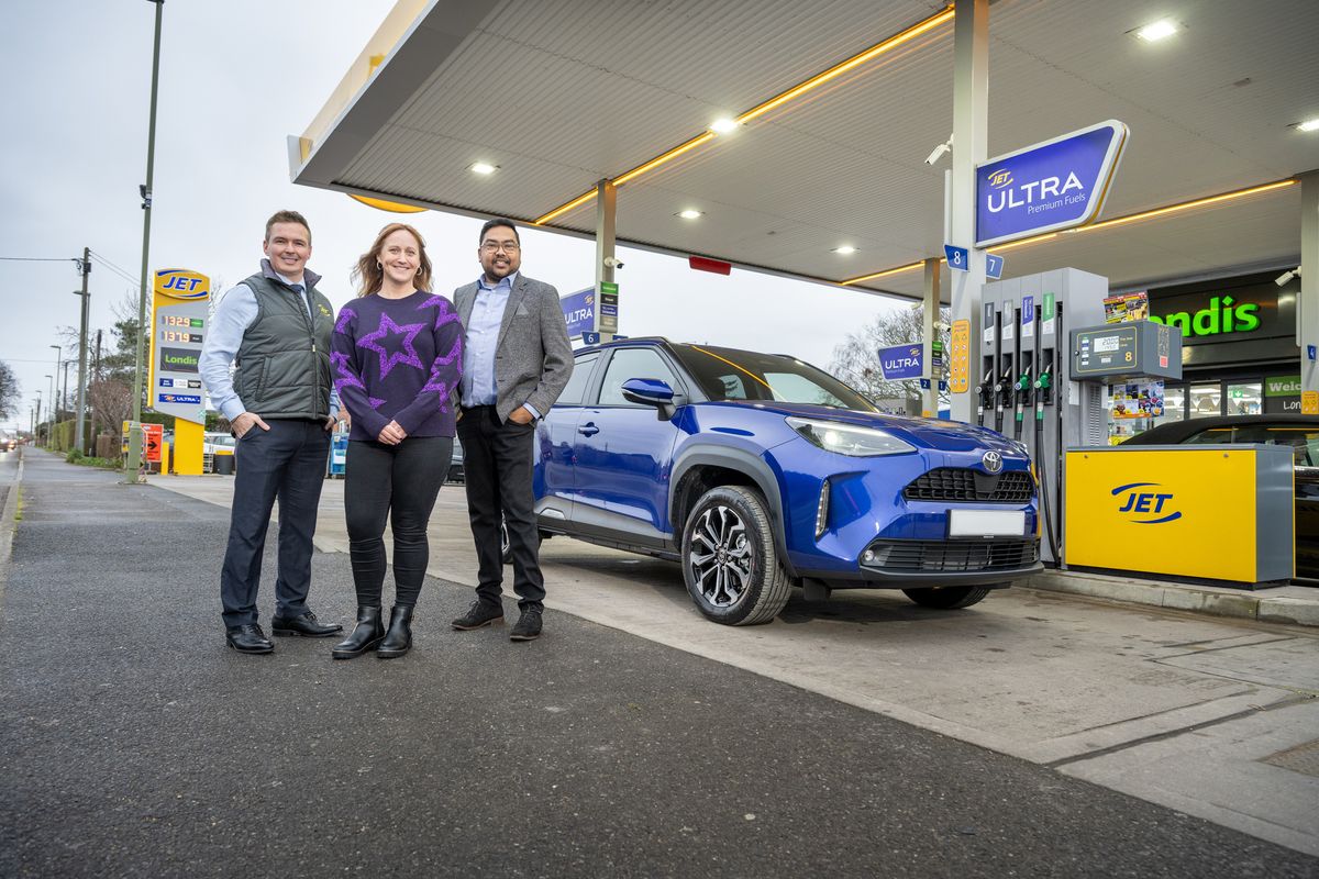 Suzanne Kirkham (centre) with Chris Murphy, retail account manager, Phillips 66 Limited & Vas Mohanathas, operations director, JP & S Services Ltd