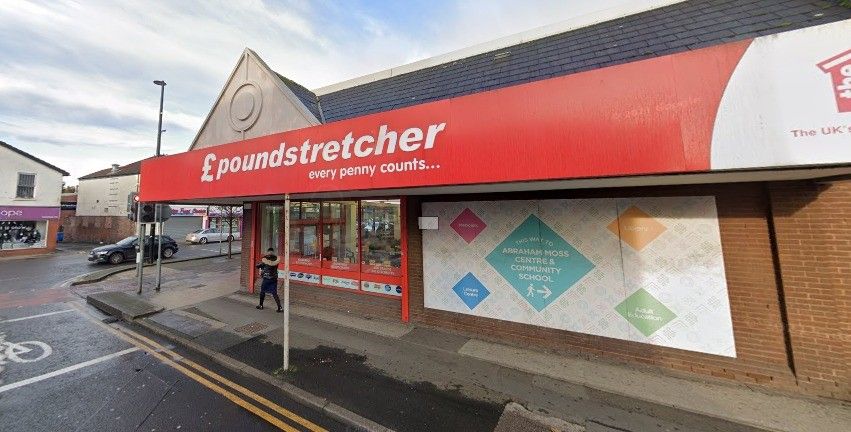 Poundstretcher manchester hot sale